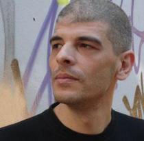 AXEL KARAKASIS.jpg