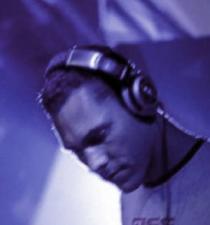 dj-tiesto.jpg dj-tiesto.jpg